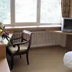 Hotel Haus Litzbr\u00fcck Düsseldorf