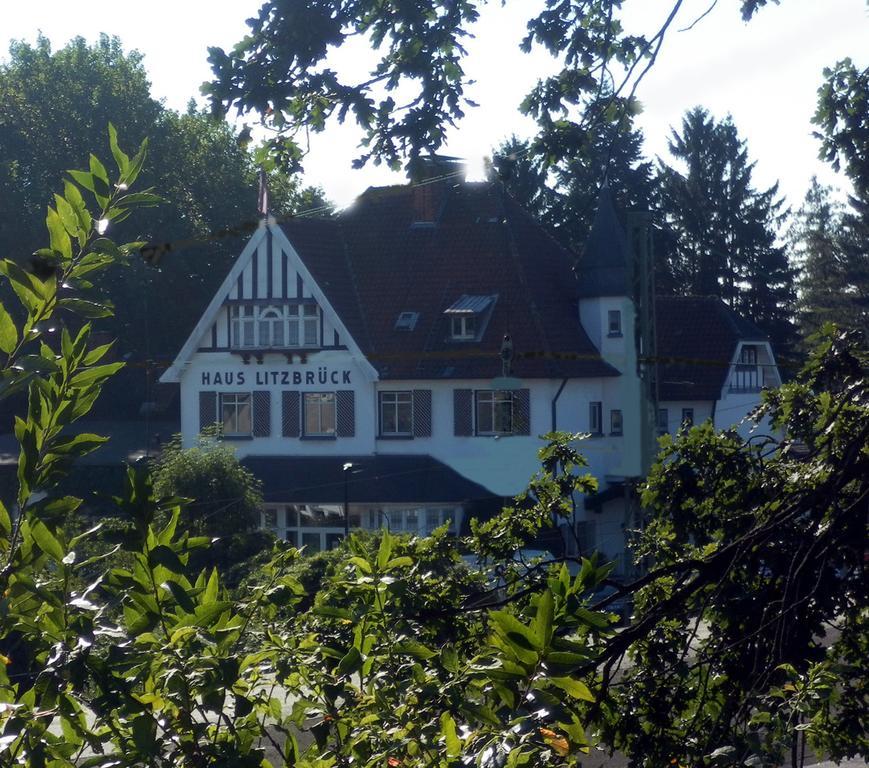 Hotel Haus Litzbr\u00fcck Düsseldorf