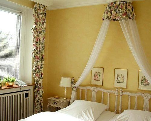 Hotel Haus Litzbr\u00fcck Düsseldorf