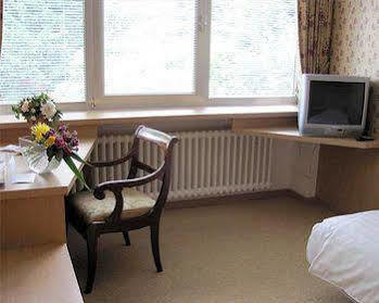 Hotel Haus Litzbr\u00fcck Düsseldorf